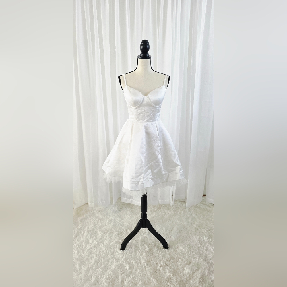 Classic White A-Line Spaghetti Strap Dress
